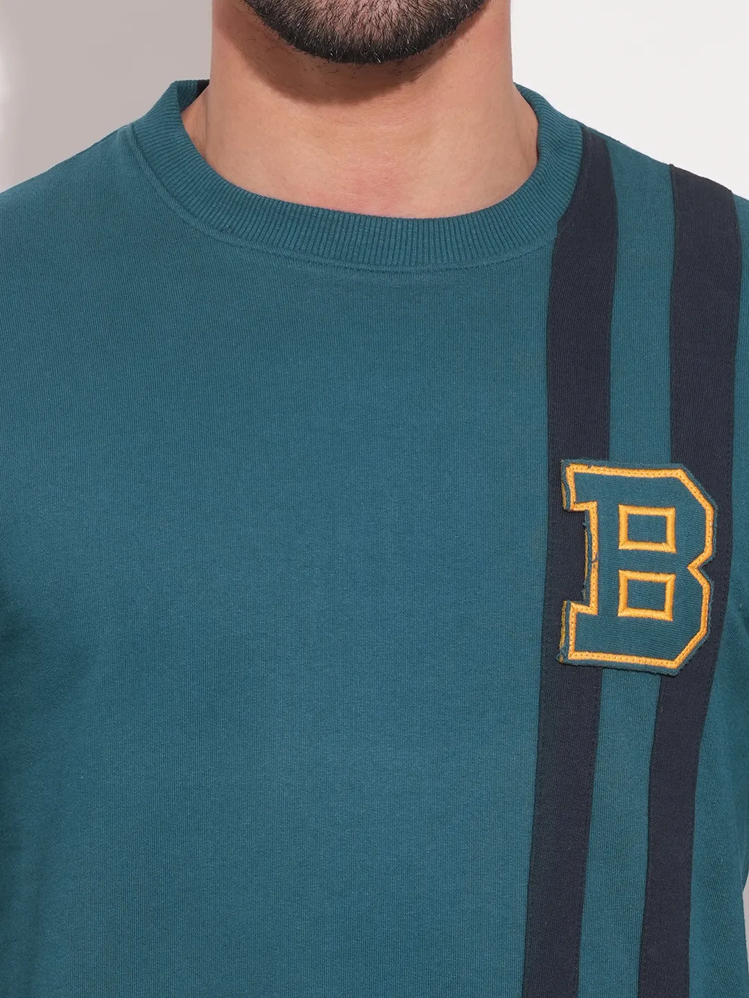 Green Regular Fit Round Neck Long Sleeves Men's Sweatshirt by Being Human Clothing - Image 7